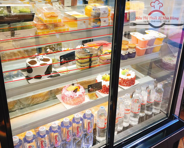 Tủ trưng bày bánh kem 5 tầng 1m5 trưng bày được nhiều loại thực phẩm